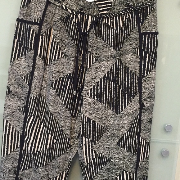 Drawstring joggers - Picture 5 of 6